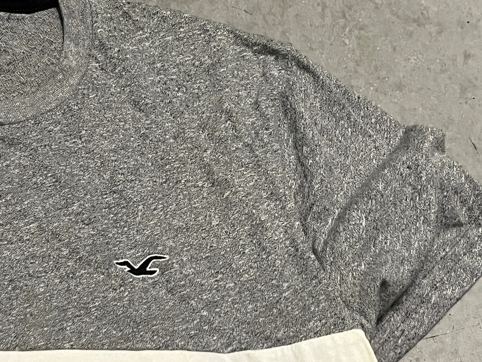 Two-tone grey white hollister t-shirt – photo 11